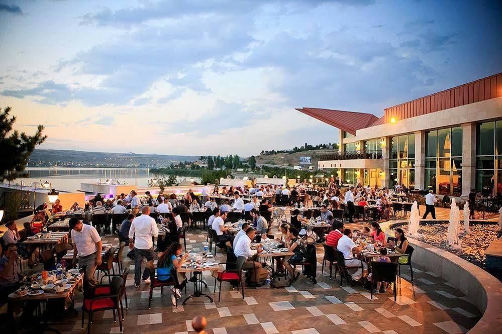 Kronos Hotel Golbası Extérieur photo