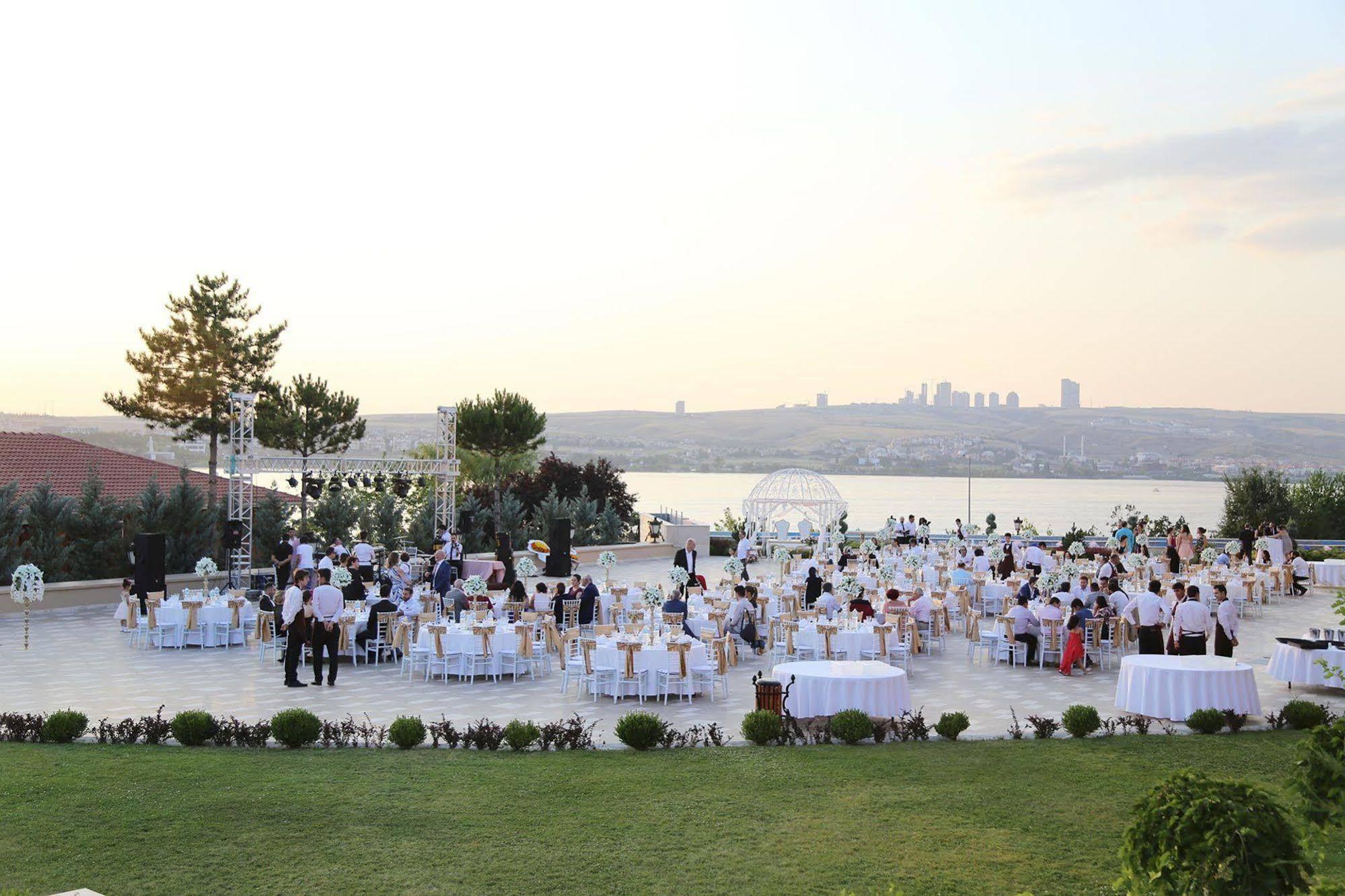 Kronos Hotel Golbası Extérieur photo