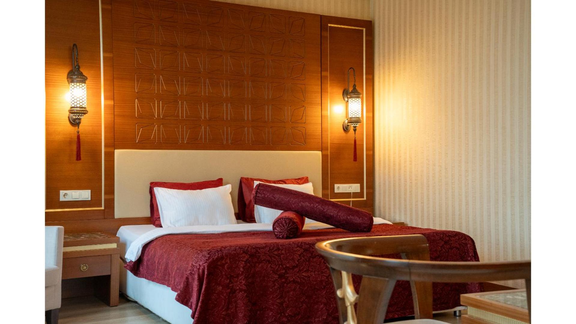 Kronos Hotel Golbası Extérieur photo