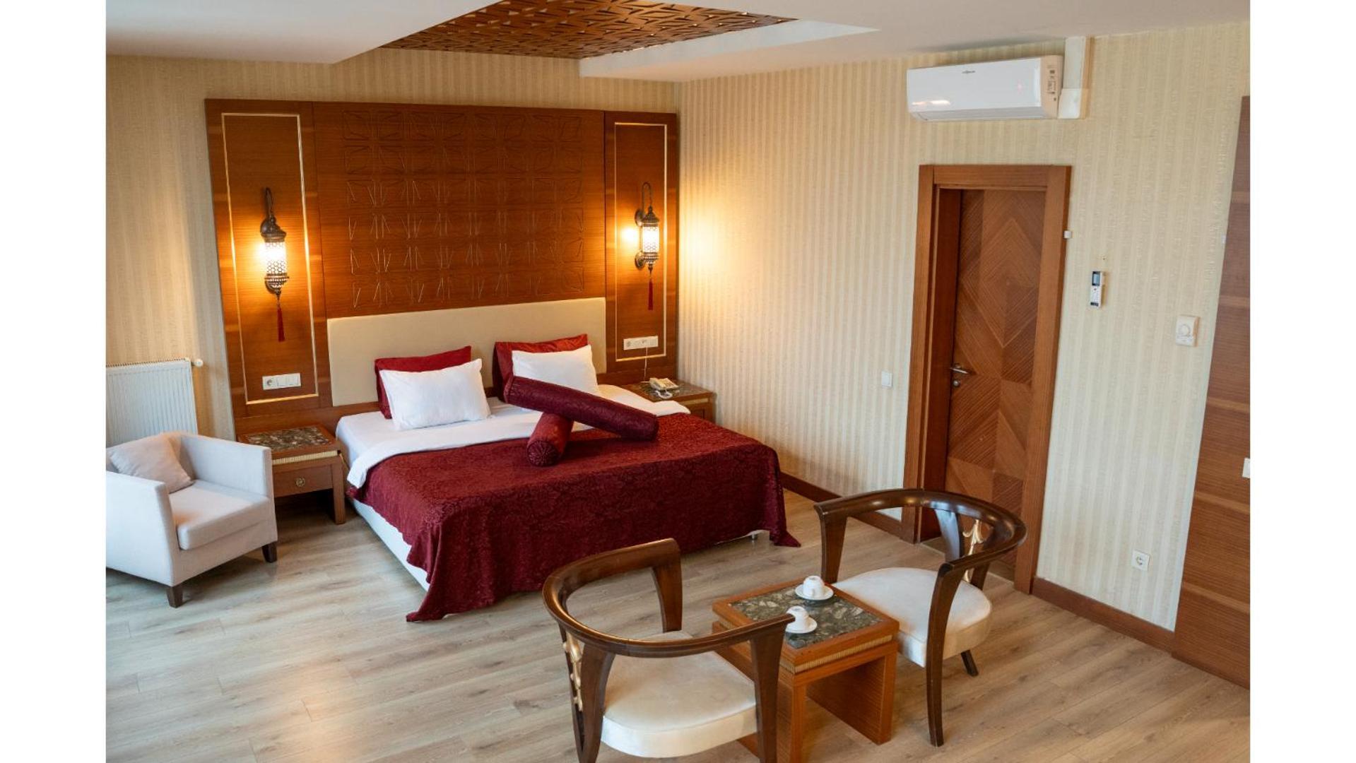 Kronos Hotel Golbası Extérieur photo