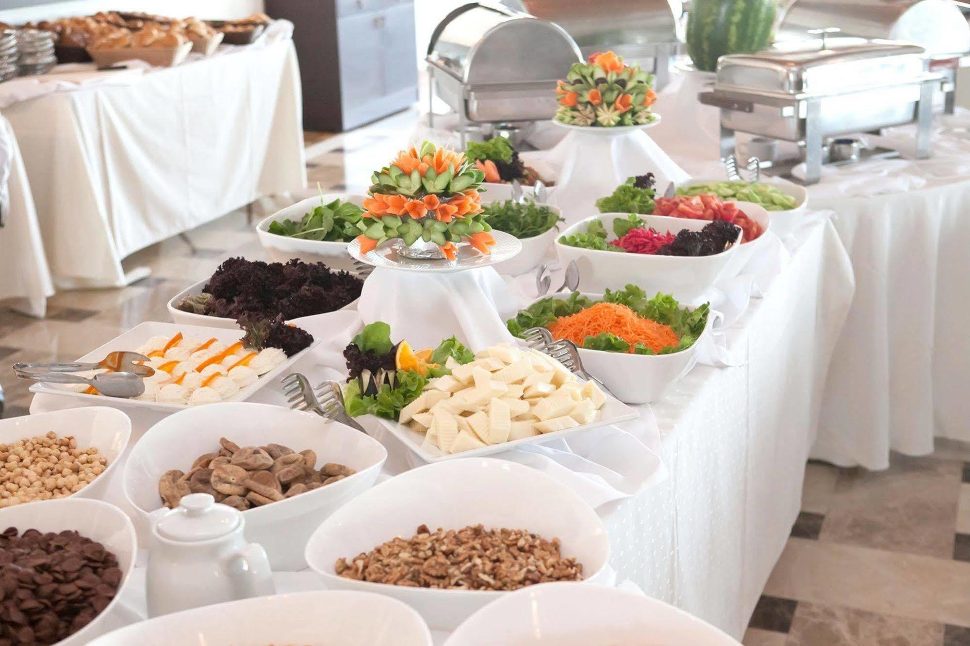 Kronos Hotel Golbası Extérieur photo