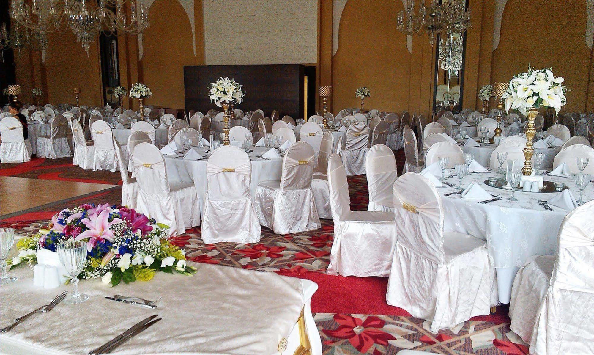 Kronos Hotel Golbası Extérieur photo